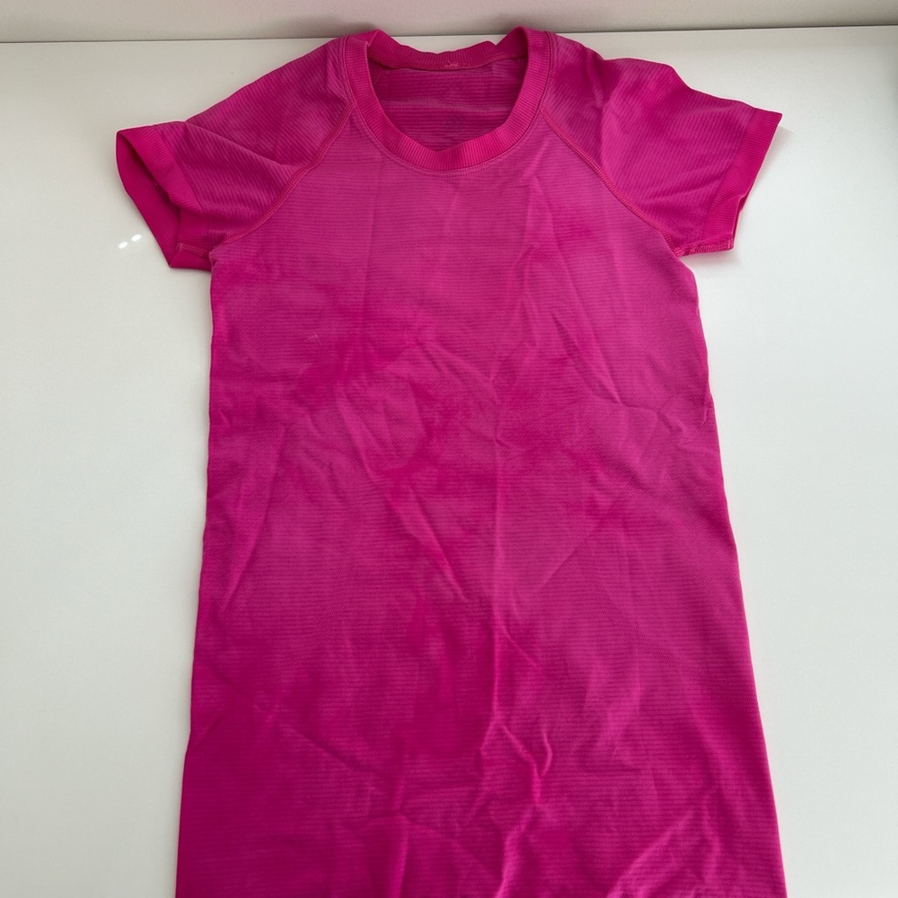 Women’s Pink Swiftly Tech